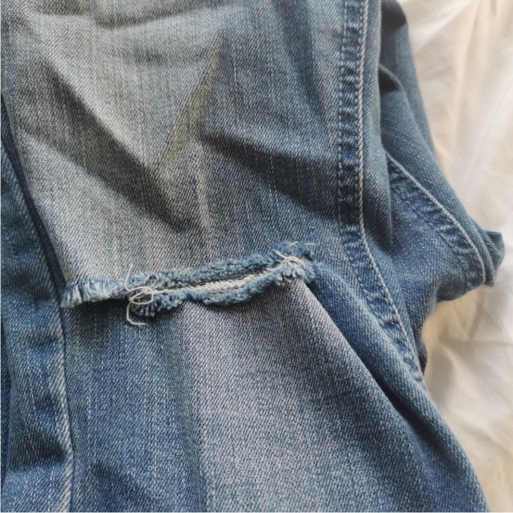 Hollister Light Blue Skinny Jeans - Picture 7 of 8